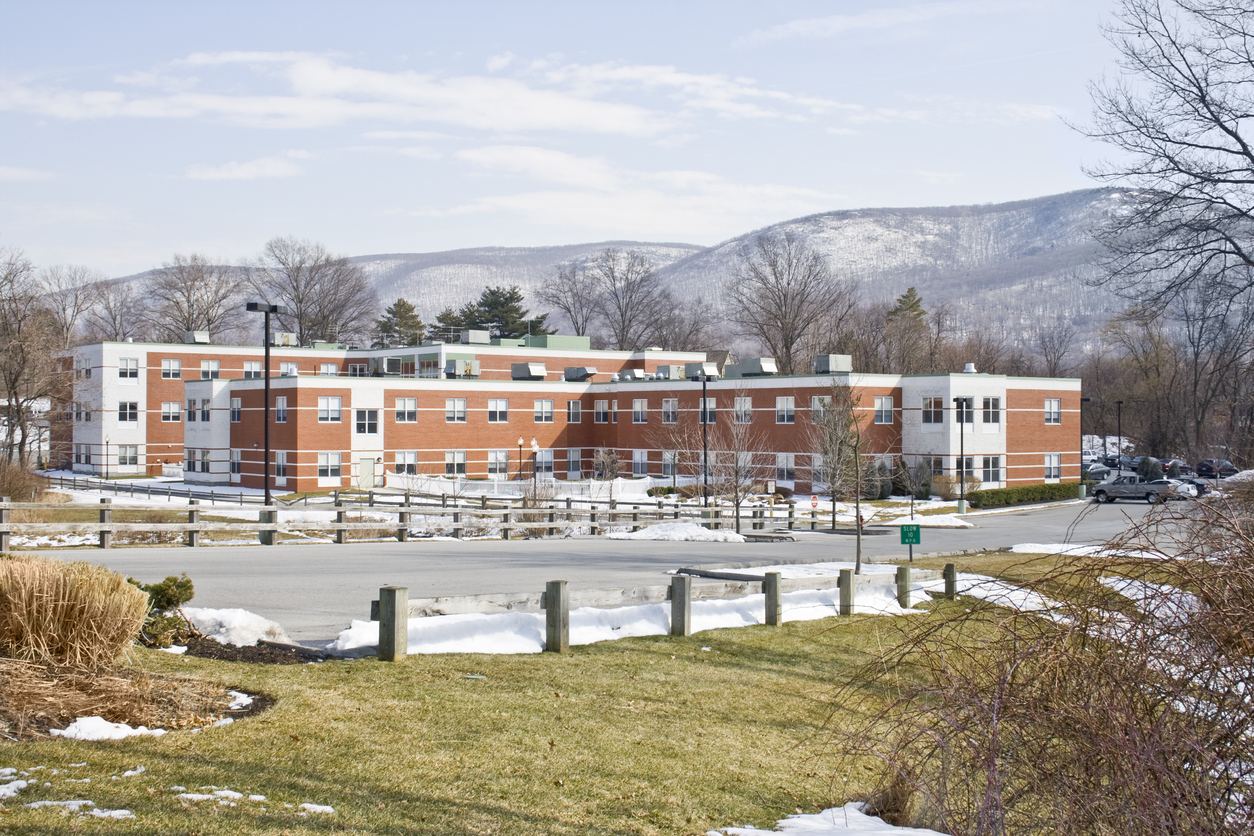 How Rural Hospitals Are Adapting to Specialist Shortages Through Flexible Staffing Solutions